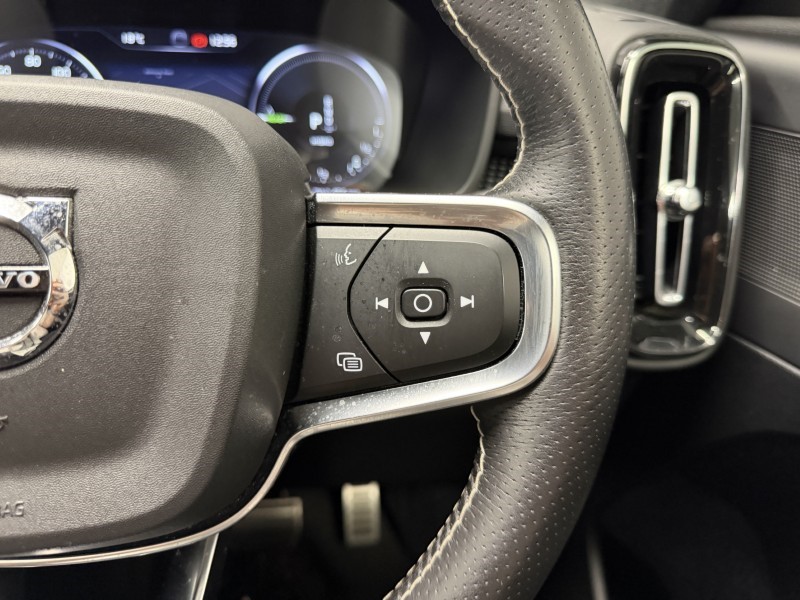 2020 (70) VOLVO XC40 1.5 T4 Recharge PHEV R DESIGN 5dr Auto 5788622