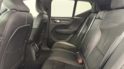 2020 (70) VOLVO XC40 1.5 T4 Recharge PHEV R DESIGN 5dr Auto 5788599