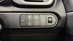 2025 (75) KIA XCEED 1.5T GDi ISG 138 2 5dr 5782569