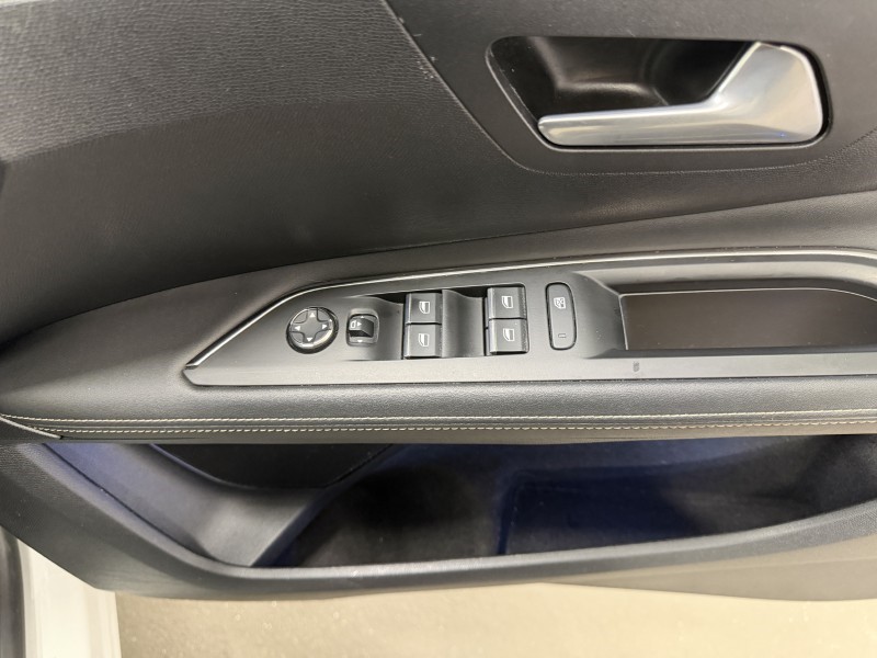 2021 (71) PEUGEOT 3008 1.6 PureTech 180 GT Premium 5dr EAT8 5831564