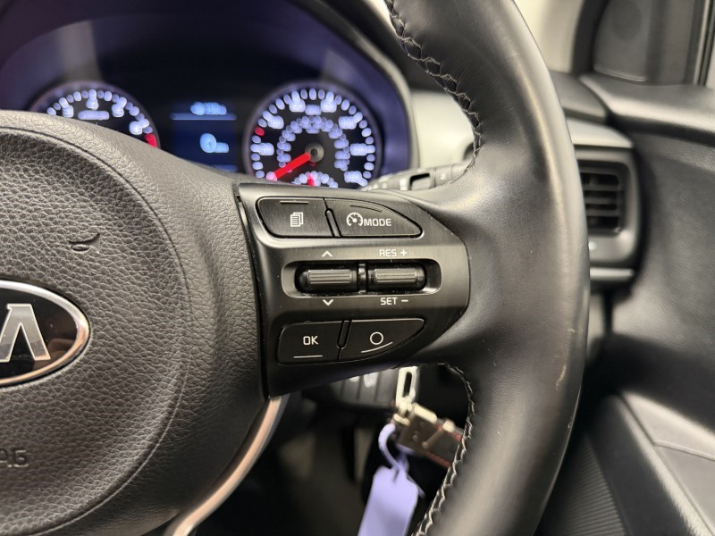 2020 (20) KIA STONIC 1.0T GDi 2 5dr 5856424