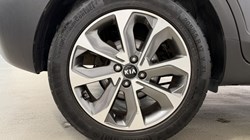 2020 (20) KIA STONIC 1.0T GDi 2 5dr 5856403