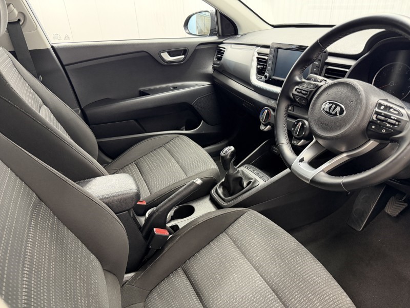 2020 (20) KIA STONIC 1.0T GDi 2 5dr 5856410