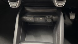 2020 (20) KIA STONIC 1.0T GDi 2 5dr 5856418