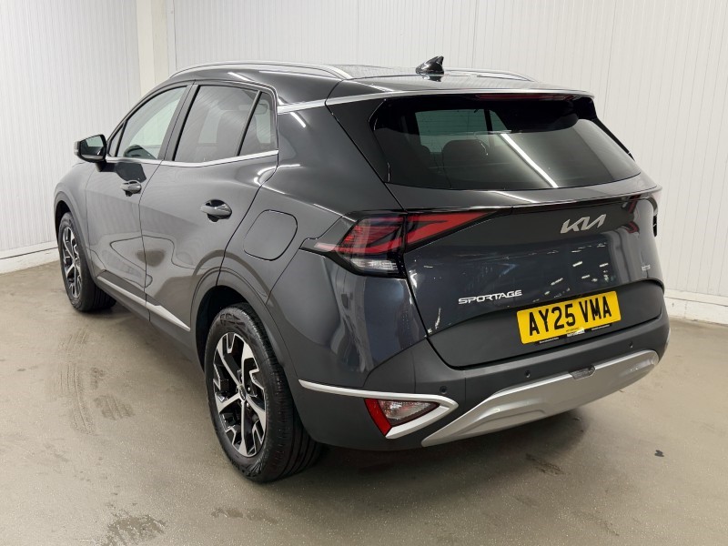 2025 (25) KIA SPORTAGE 1.6T GDi 207 HEV 3 5dr Auto 5842410
