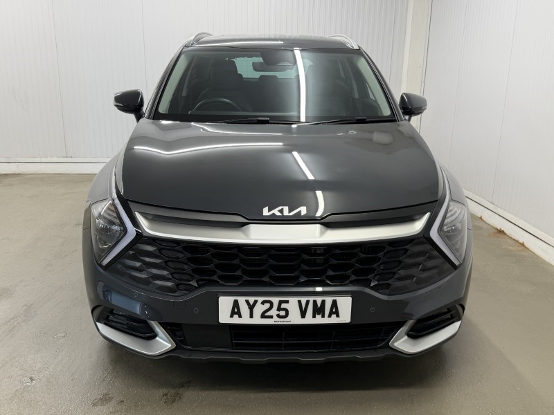 2025 (25) KIA SPORTAGE 1.6T GDi 207 HEV 3 5dr Auto 5842447