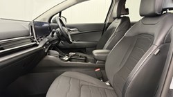 2025 (25) KIA SPORTAGE 1.6T GDi 207 HEV 3 5dr Auto 5842416