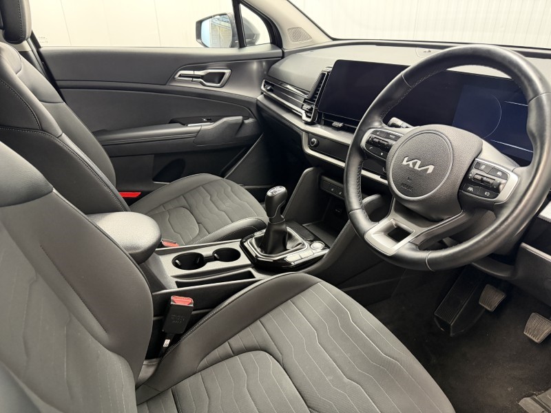 2025 (75) KIA SPORTAGE 1.6T GDi 157 48V ISG 3 5dr 5865324