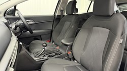 2026 (26) KIA SPORTAGE 1.6T GDi Pure 5dr 5842929