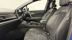 2024 (24) KIA SPORTAGE 1.6T GDi HEV GT-Line 5dr Auto 5861569