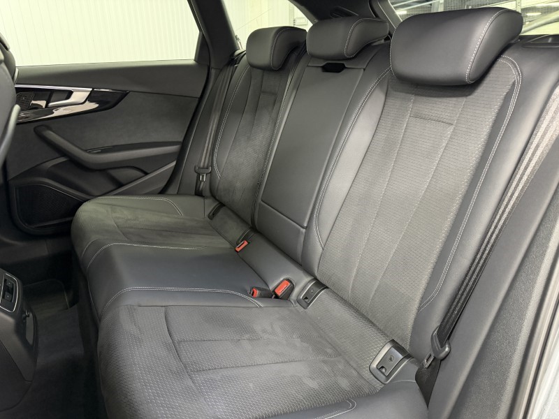 2024 (24) AUDI A4 35 TFSI Black Edition 5dr S Tronic 5865688