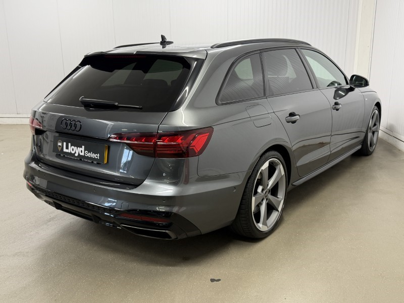 2024 (24) AUDI A4 35 TFSI Black Edition 5dr S Tronic 5865679