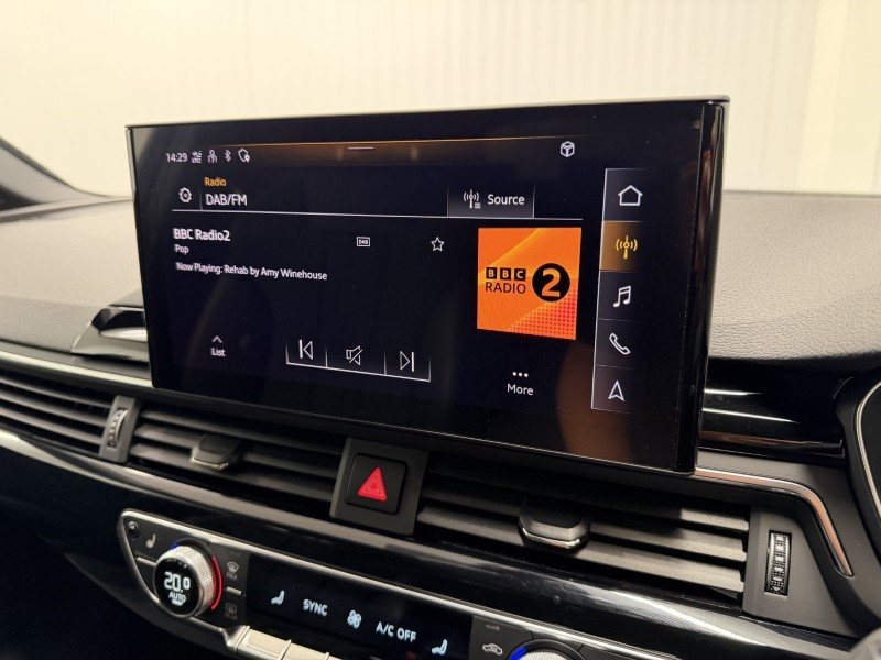 2024 (24) AUDI A4 35 TFSI Black Edition 5dr S Tronic 5865694