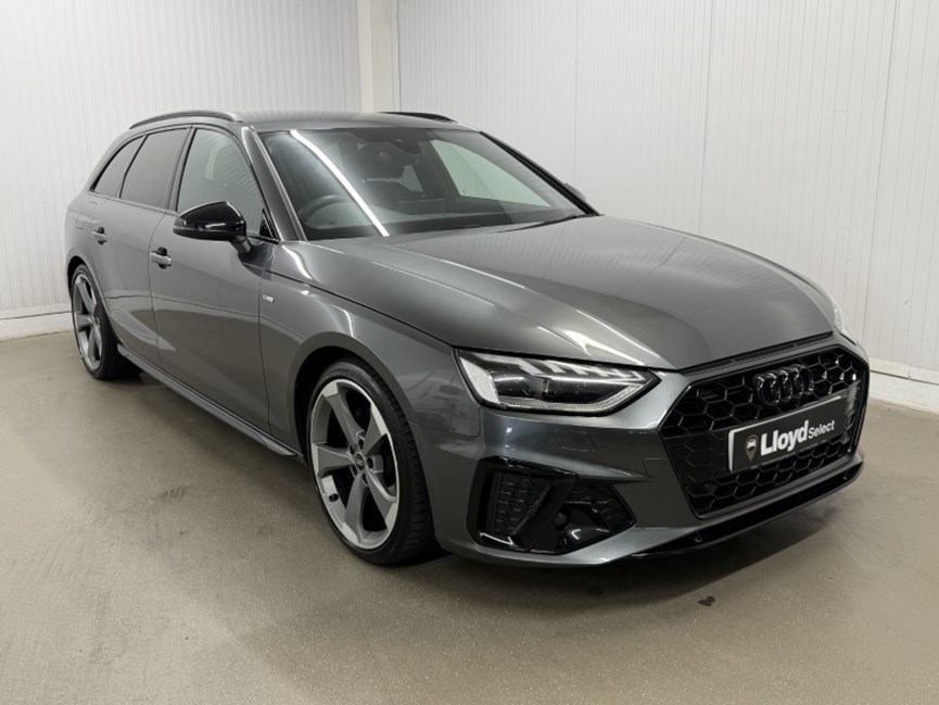 2024 (24) AUDI A4 35 TFSI Black Edition 5dr S Tronic