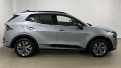 2022 (72) KIA SPORTAGE 1.6T GDi HEV GT-Line S 5dr Auto 5872472
