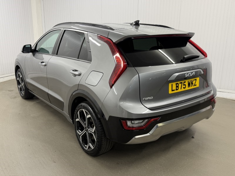 2025 (75) KIA NIRO 1.6 GDi 136 Hybrid Evolve 5dr DCT 5858846