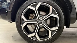 2025 (75) KIA NIRO 1.6 GDi 136 Hybrid Evolve 5dr DCT 5858851
