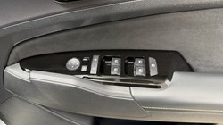 2024 (24) KIA SPORTAGE 1.6T GDi ISG GT-Line 5dr 5870871