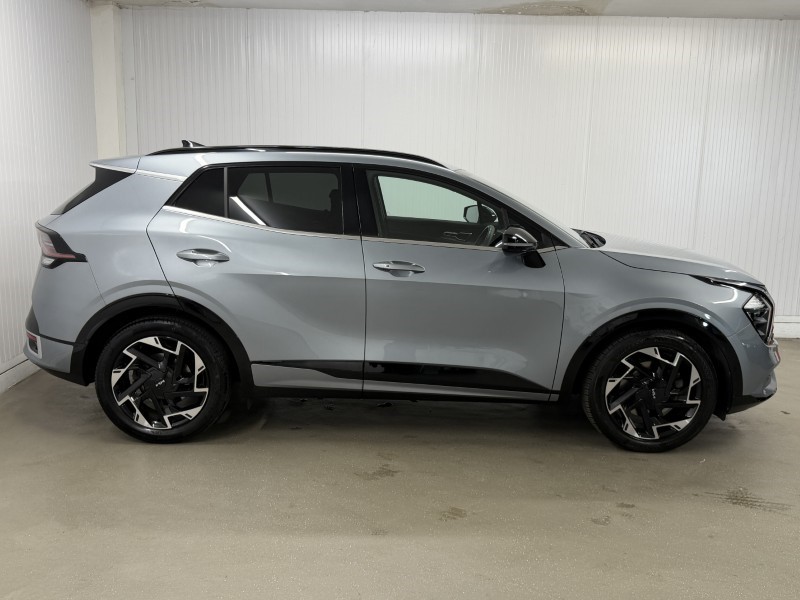 2024 (24) KIA SPORTAGE 1.6T GDi ISG GT-Line 5dr 5870921