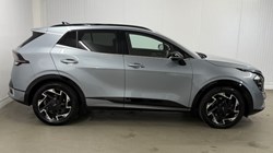 2024 (24) KIA SPORTAGE 1.6T GDi ISG GT-Line 5dr 5870921