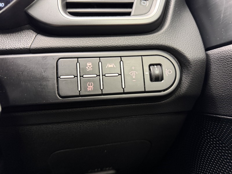 2023 (23) KIA XCEED 1.5T GDi ISG 2 5dr 5859975