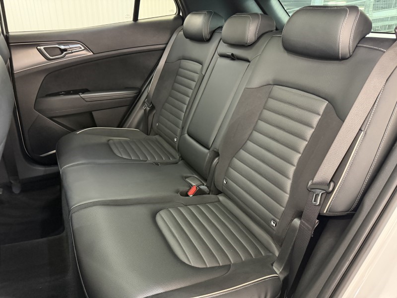 2023 (73) KIA SPORTAGE 1.6T GDi HEV GT-Line S 5dr Auto 5894509