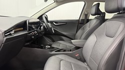 2022 (72) KIA NIRO 1.6 GDi Hybrid 4 5dr DCT 5890988