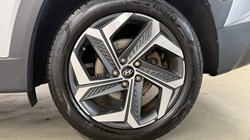 2022 (72) HYUNDAI TUCSON 1.6 TGDi Hybrid 230 Ultimate 5dr 2WD Auto 5907502
