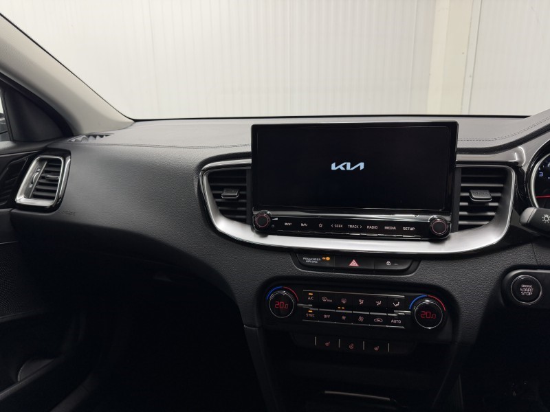 2024 (24) KIA XCEED 1.5T GDi ISG 3 5dr 5928647