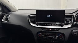 2024 (24) KIA XCEED 1.5T GDi ISG 3 5dr 5928647