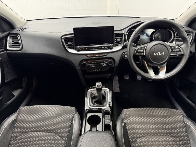 2024 (24) KIA XCEED 1.5T GDi ISG 3 5dr 5928643