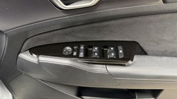 2024 (24) KIA SPORTAGE 1.6T GDi ISG GT-Line 5dr 5921844
