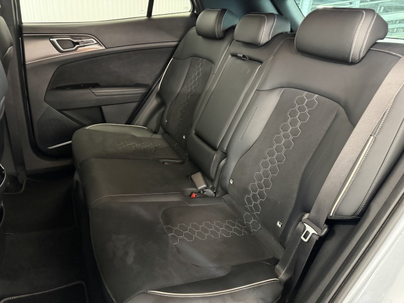 2024 (24) KIA SPORTAGE 1.6T GDi ISG GT-Line 5dr 5921841