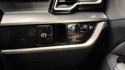 2024 (24) KIA SPORTAGE 1.6T GDi HEV GT-Line 5dr Auto 5927286