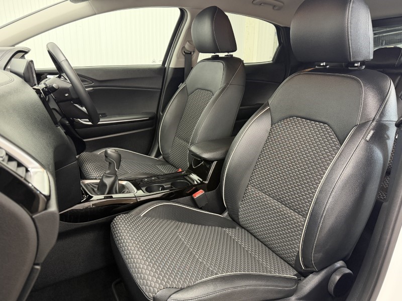 2025 (25) KIA XCEED 1.5T GDi ISG 138 3 5dr 5905836