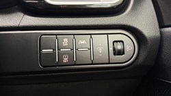 2025 (25) KIA XCEED 1.5T GDi ISG 138 3 5dr 5905860