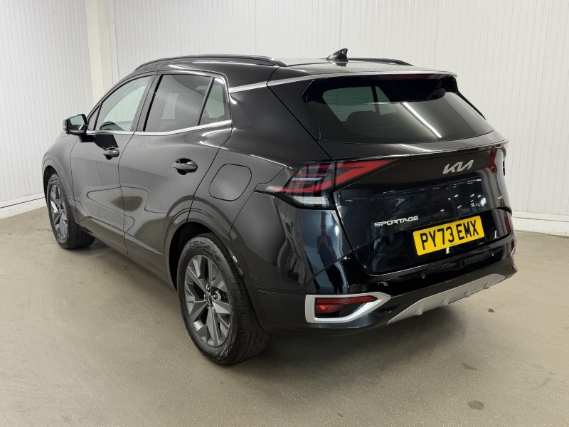 2023 (73) KIA SPORTAGE 1.6T GDi HEV GT-Line S 5dr Auto 5938563