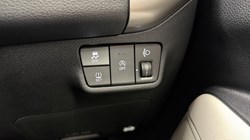 2026 (75) KIA STONIC 1.0T GDi 48V 113 GT-Line 5dr 5925825