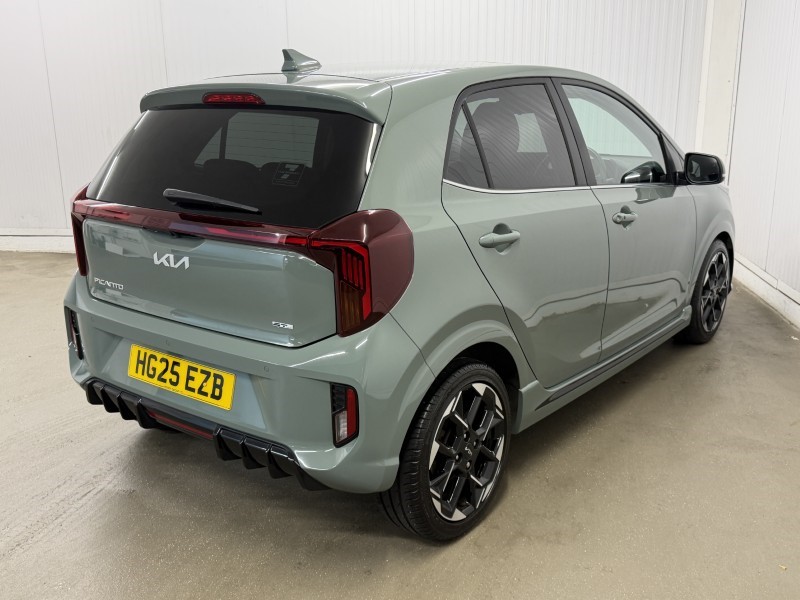 2025 (25) KIA PICANTO 1.2 GT-line S 5dr Auto 5927766