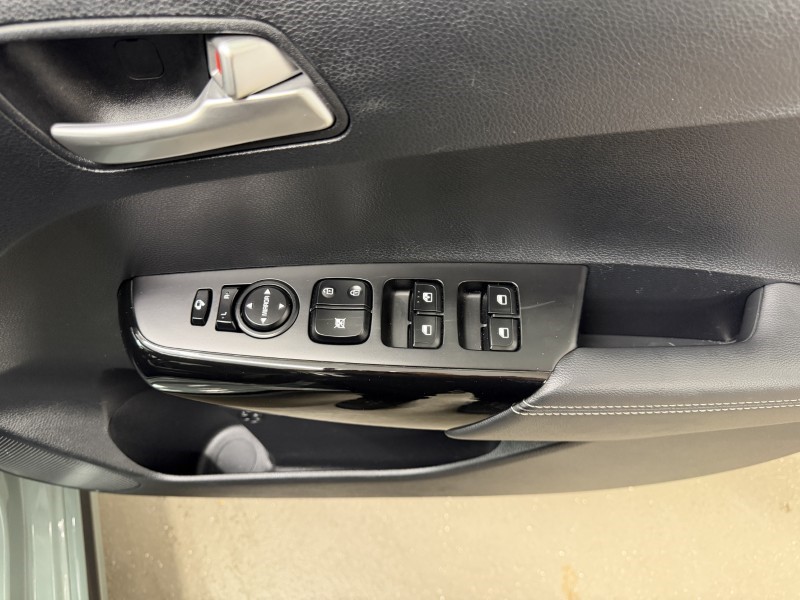 2025 (25) KIA PICANTO 1.2 GT-line S 5dr Auto 5927776