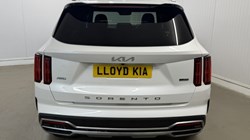 2022 (22) KIA SORENTO 1.6 T-GDi HEV 4 5dr Auto 5943387