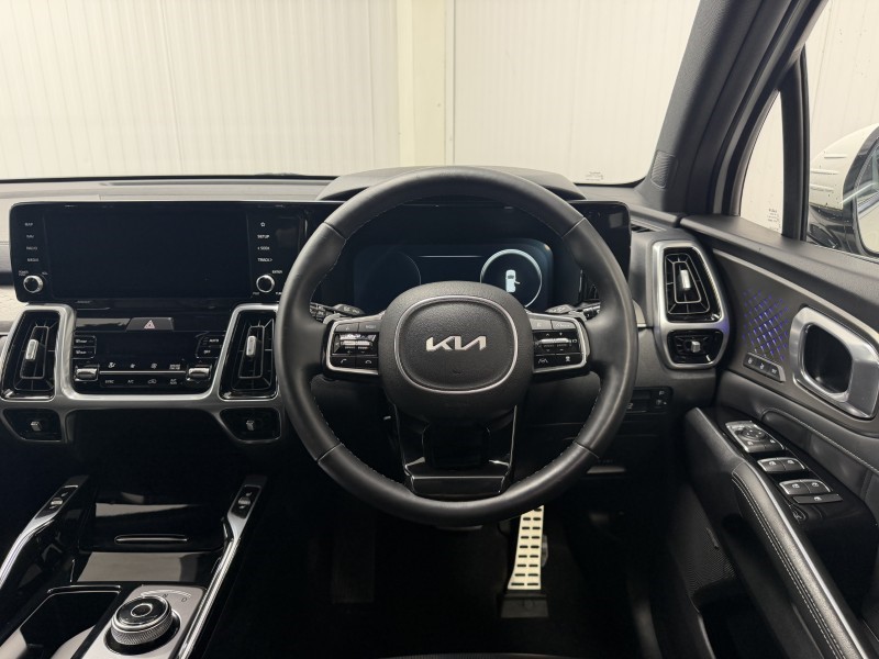 2022 (22) KIA SORENTO 1.6 T-GDi HEV 4 5dr Auto 5943401