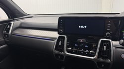 2022 (22) KIA SORENTO 1.6 T-GDi HEV 4 5dr Auto 5943408