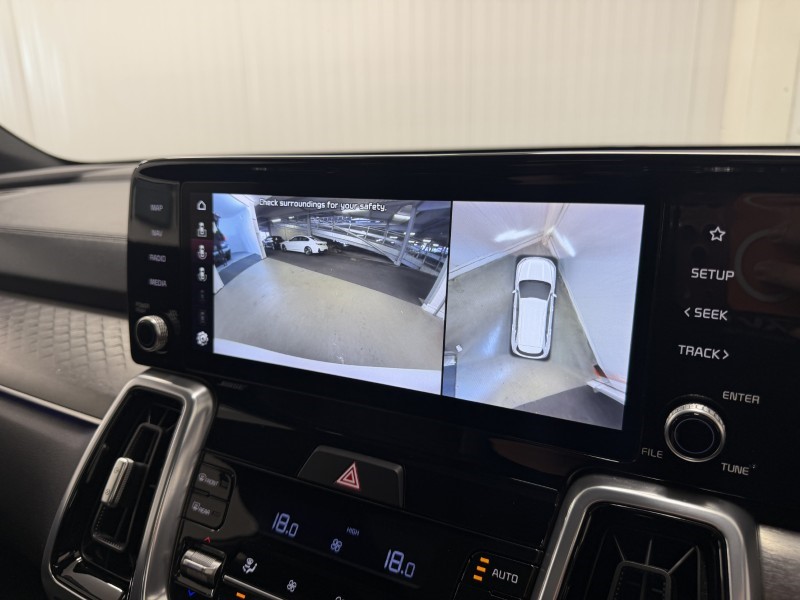2022 (22) KIA SORENTO 1.6 T-GDi HEV 4 5dr Auto 5943410