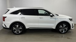 2022 (22) KIA SORENTO 1.6 T-GDi HEV 4 5dr Auto 5943430