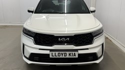 2022 (22) KIA SORENTO 1.6 T-GDi HEV 4 5dr Auto 5943432