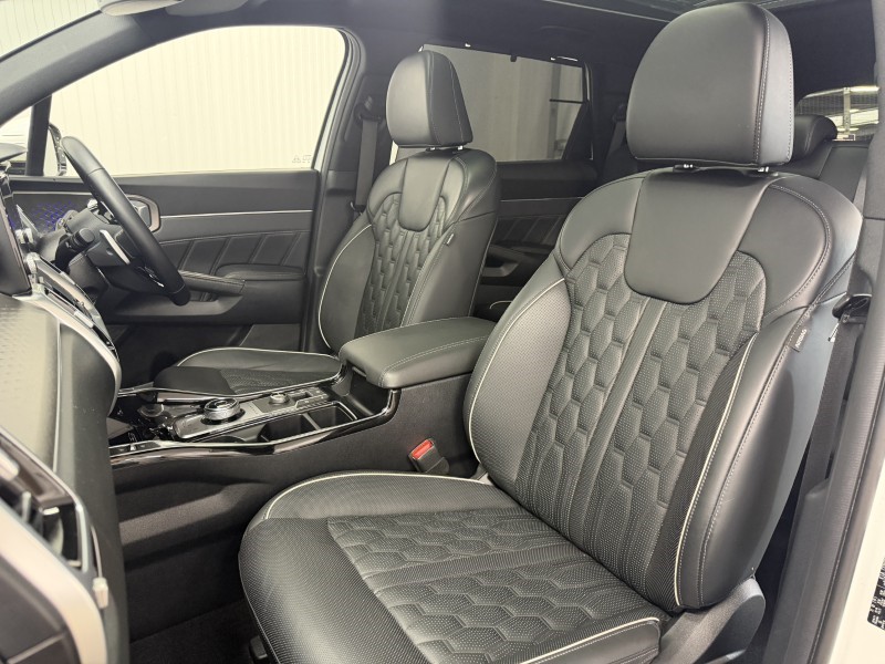 2022 (22) KIA SORENTO 1.6 T-GDi HEV 4 5dr Auto 5943398