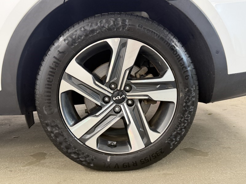 2022 (22) KIA SORENTO 1.6 T-GDi HEV 4 5dr Auto 5943395