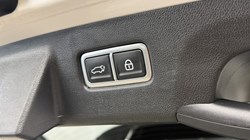 2022 (22) KIA SORENTO 1.6 T-GDi HEV 4 5dr Auto 5943391