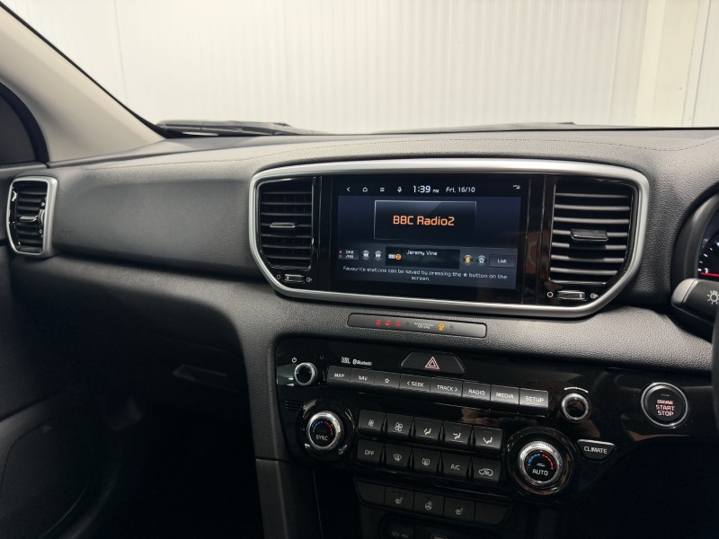 2021 (21) KIA SPORTAGE 1.6 CRDi 48V ISG JBL Black Edition 5dr DCT Auto 5948731